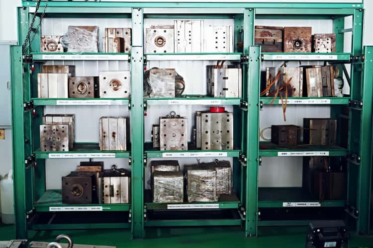 injection molding molds