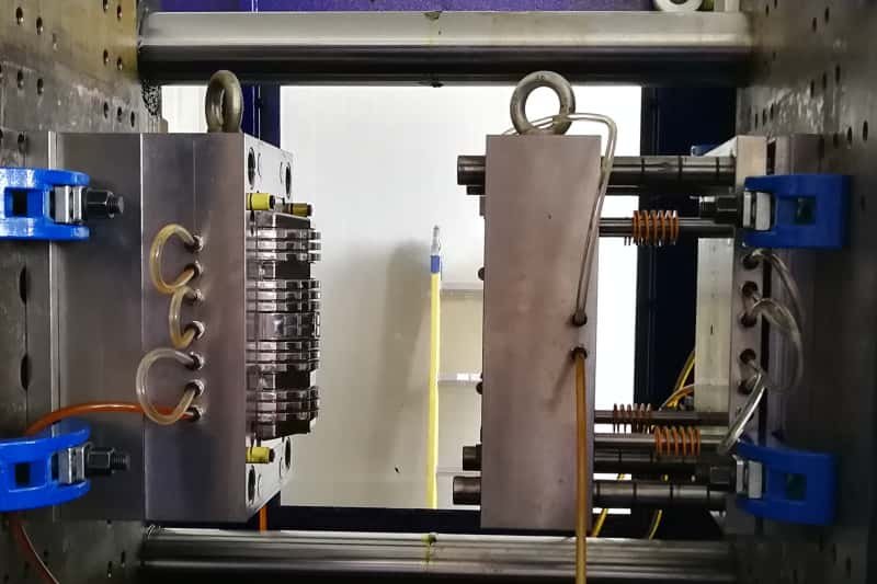 XDL Injection Molding Mold